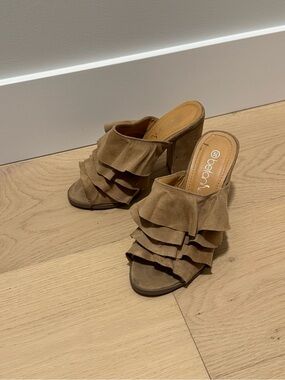 Benton - Tan Ruffle Wedge Sandals